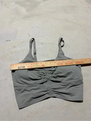 Athleta Ruched Front sports bra Green medium thumbnail 4
