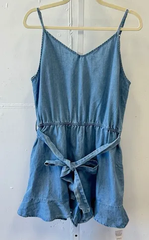 NWT Cupshe Women's Blue Cotton Denim Ruffle Hem Romper Beach Summer Medium thumbnail 1