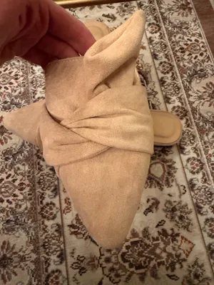 Women’s slip on flats Tan Size 7 thumbnail 2