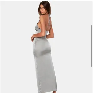 NWT OW Collection Saga Satin‎ Maxi Dress Grey Sz Medium $250 thumbnail 2