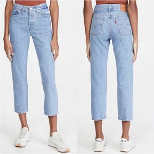 Levi’s Wedgie Straight Leg Jeans Sz 28 Light Wash Button Fly thumbnail 5