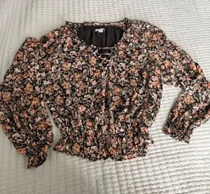 American Eagle blouse thumbnail 1