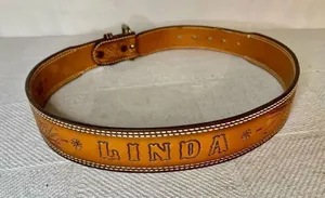Vintage Western Tooled Leather Belt Pine Pattern& LINDA Across Middle Back Sz 32 thumbnail 1
