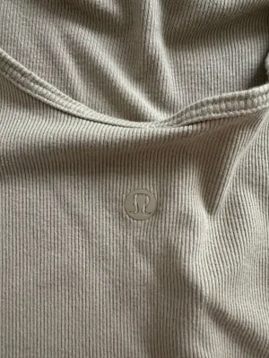 Lululemon LA Front Cut-Out Crop Tank Trench 6 thumbnail 3