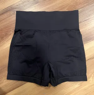 SheIn Black Biker Shorts thumbnail 2