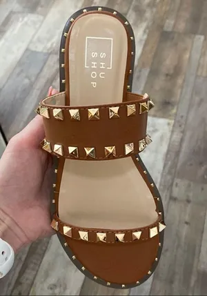 Brown Flat Sandals Size 6.5 thumbnail 1
