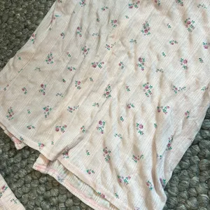 Whispers Vintage Pointelle Pink Floral Two Piece Pajama Set Size Small thumbnail 9