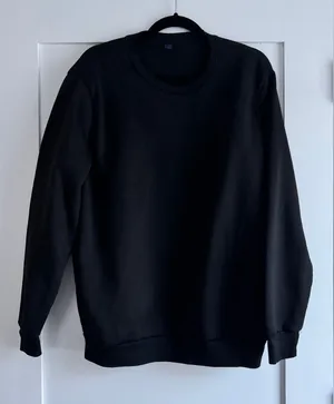 Women’s Black Crewneck Sweatshirt Soft Cozy Minimalist Pullover Size Large thumbnail 1