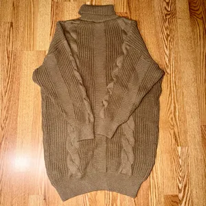 SHEIN Taupe Cable Knit Oversized Turtleneck Sweater M thumbnail 7