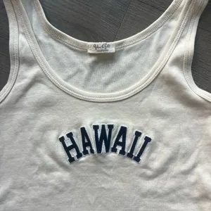 Brandy Melville Hawaii Tank thumbnail 2