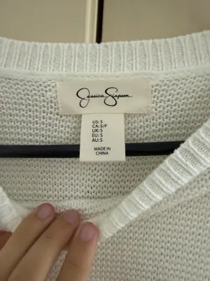 Jessica Simpson Sweater thumbnail 2