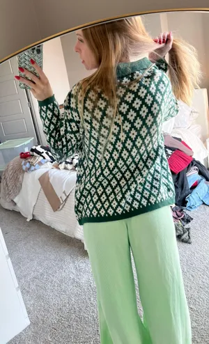Sweater thumbnail 3
