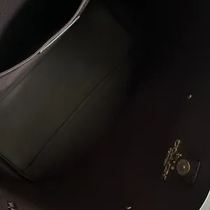 Coach Town Tote in Black with Gold Tone, Auth Code #C2091-72673 EXCELLENT! $280 thumbnail 8