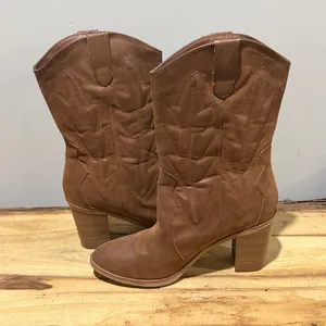 Mia Brown Cowgirl Boots Size 8.5 B30‎ thumbnail 8