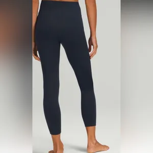 Lululemon‎ Instill High-Rise Tight 25" in True Navy Sz 2 thumbnail 2