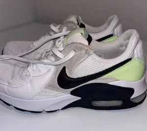 Nike Air Max Low-Top Sneakers - White, Black & Light Green thumbnail 1