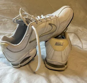 Nike Women’s Trainers thumbnail 1