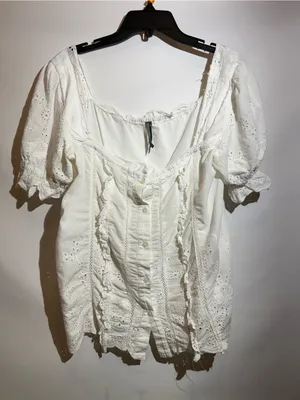 Anthropologie White Cotton Eyelet Puff Sleeve Button Front Blouse Size M thumbnail 3
