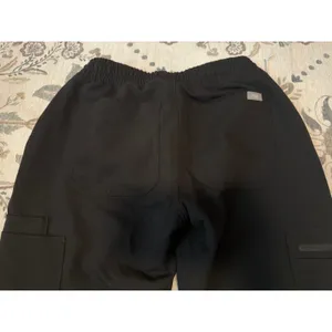 NWT FIGS Black Yola Maternity Slim Scrub Pants Size XXS thumbnail 6