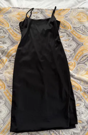 Abercrombie and fitch black satin midi dress size large thumbnail 1