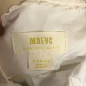 ✨MAEVE Anthropologie Short Sleeve Button Down Sz XS White Top✨ thumbnail 6
