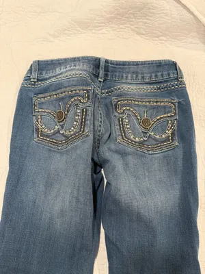 Wrangler Bootcut Jeans thumbnail 3