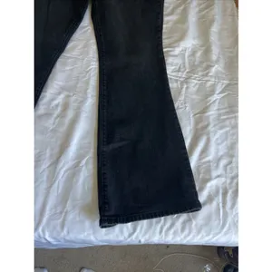 Universal Threads Women's High Rise Flare Jeans Size 12 Black thumbnail 5