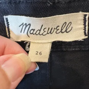 Madewell‎ High-Rise Denim Shorts Size 26 Black Button Fly Raw Hem G5167 thumbnail 5