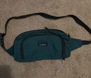 L.L. Bean belt bag thumbnail 1