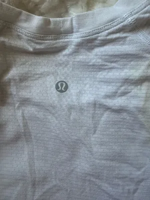 Lululemon Align Shirt thumbnail 4