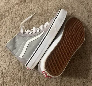 Grey  size 7.5 Women’s thumbnail 4
