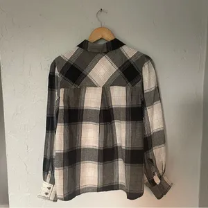 Sanctuary Anthropologie Black‎ and White Plaid Balloon Sleeve Button Down Shirt thumbnail 8