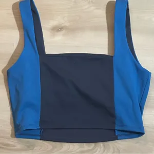 Sincerely‎ Jules Shades of Blue Colorblock Sports Bra Size Medium thumbnail 9