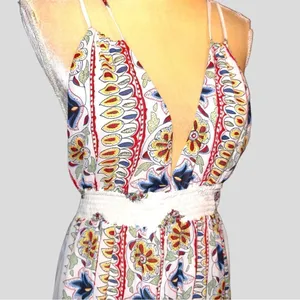 Selfie Leslie floral halter maxi dress! thumbnail 6