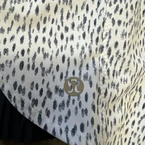 Lululemon Pleat To Street Shorts thumbnail 3
