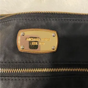 michael kors side bag‎ thumbnail 2
