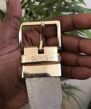 beige cream belt gold tone hardware belt-Size L. thumbnail 2