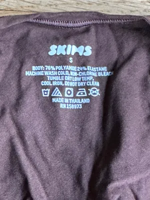 SKIMS NWOT Fits Everybody Shrug in Cocoa thumbnail 4