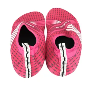 Fashion Functional Shoe Womens Water Shoes Fabric Slip On Pink Size 9 thumbnail 3