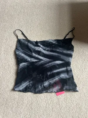 Edikted Crop Top  thumbnail 3