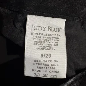 Judy Blue High Waisted Distressed 90s Straight Jean 9/29 Women’s Black thumbnail 5