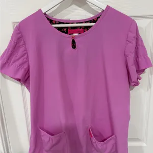Vibrant Betsey Johnson Fuchsia Ruffle Sleeve Nursing Medical Scrub Top thumbnail 2