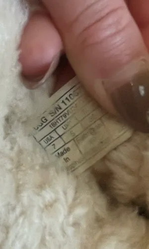 UGG Fur  Boots thumbnail 5