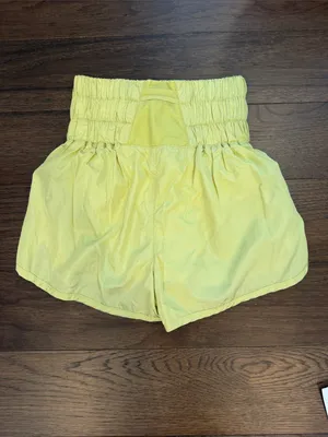 Free People Movement The Way Home Shorts Size Small Yellow - C55-002 thumbnail 6