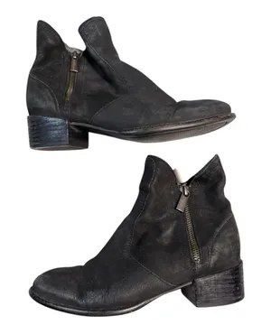 Seychelles Lucky Penny Black Suede Double Zip Almond Toe Ankle Boots Sz 6 thumbnail 1