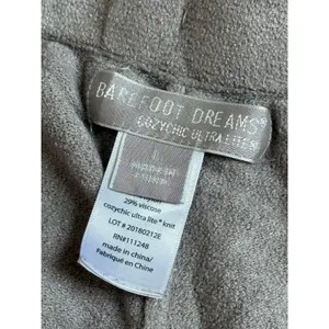 Barefoot Dreams CozyChic Ultra Lite Taupe Knit Shorts Womens loungewear Size L thumbnail 3