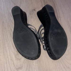 Italian Shoemakers sandals in silver size 10 thumbnail 10