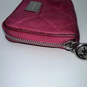 Michael Kors Quilted Pink Leather Small Zip Around Wallet Silver Tone Hardware thumbnail 5