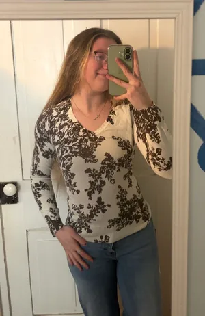 Gap brown and white long sleeve shirt thumbnail 1