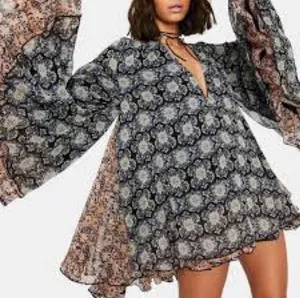 Free People Gabi Tunic Retro Bell Sleeves Ruffled Tiered Dress Size Medium thumbnail 1